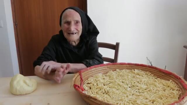 Pasta grannies