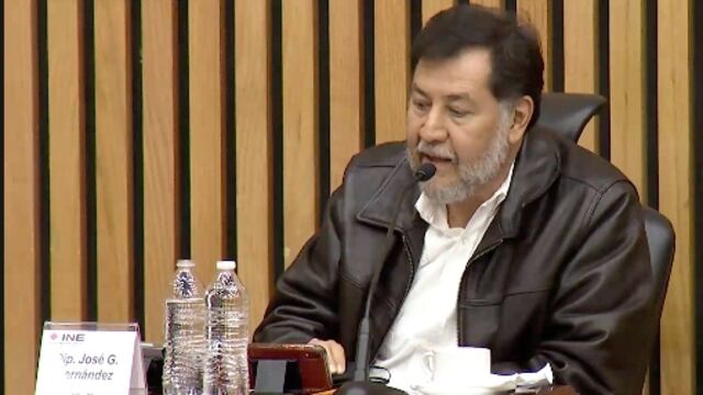 Noroña no se pone el cubrebocas