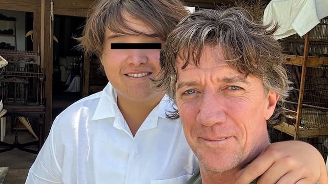 Colate con su hijo Andrea Nicolás.
