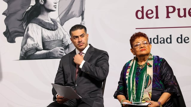 Omar García Harfuch y Ernestina Godoy