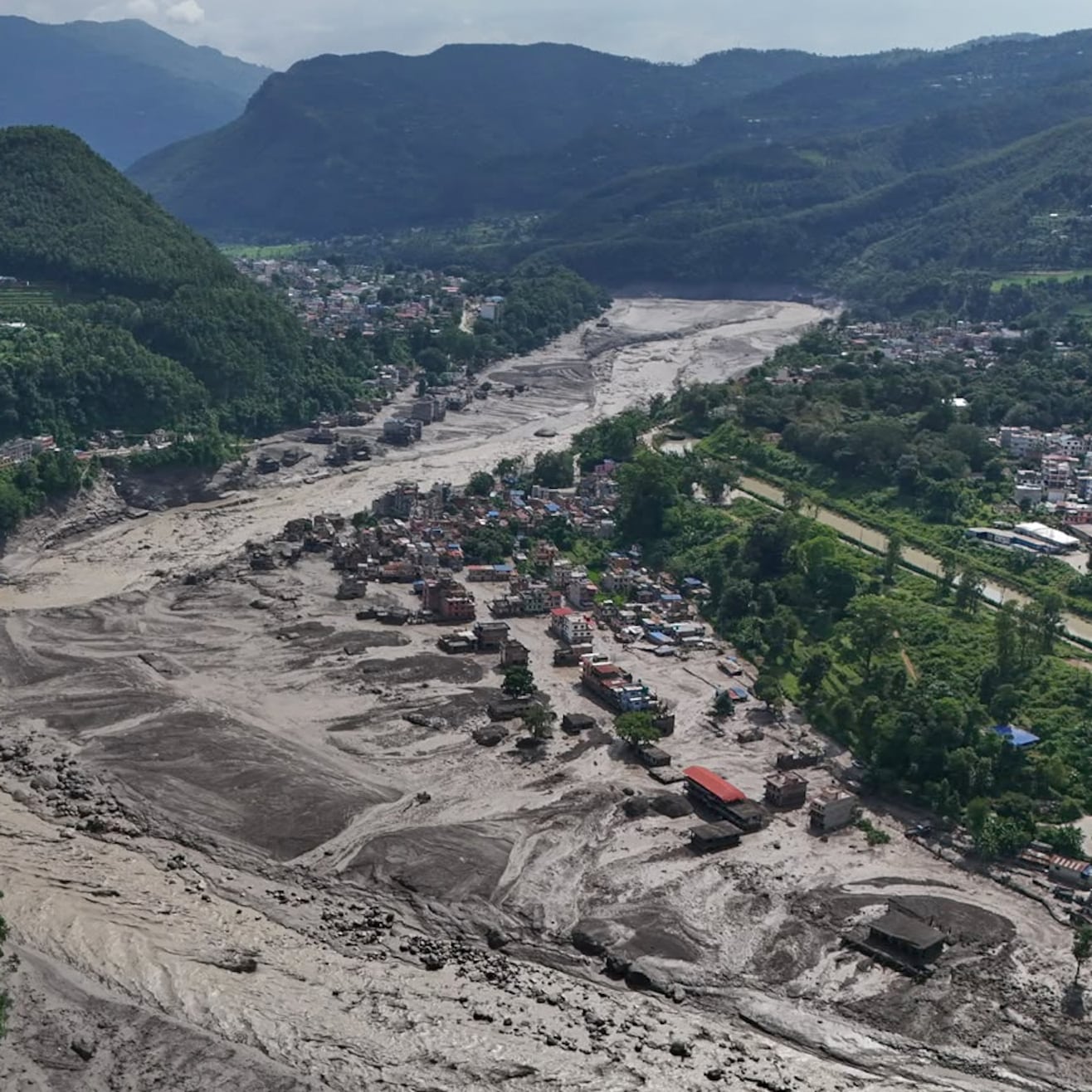 ¿Qué es una riada? El fenómeno que provocó la tragedia en Nepal