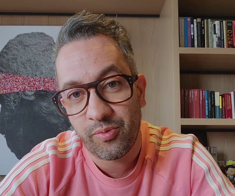 Chumel Torres da anuncio sobre La Radio de la República
