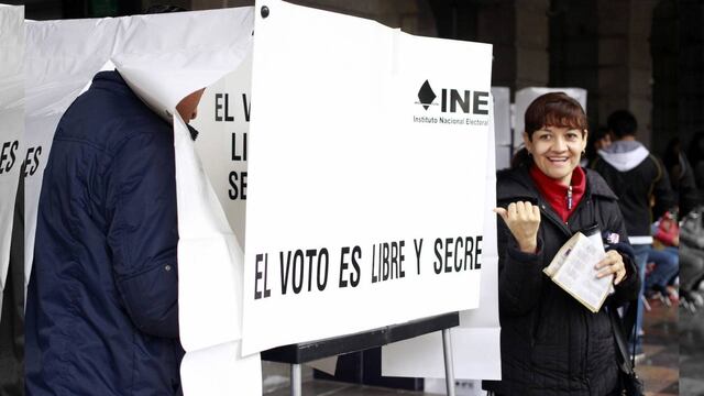 La mujer prefirió irse de día de campo a cumplir con sus funciones, lo que privó a más de 600 personas de su derecho a votar. Fue trasladada a un penal de la capital del estado.
