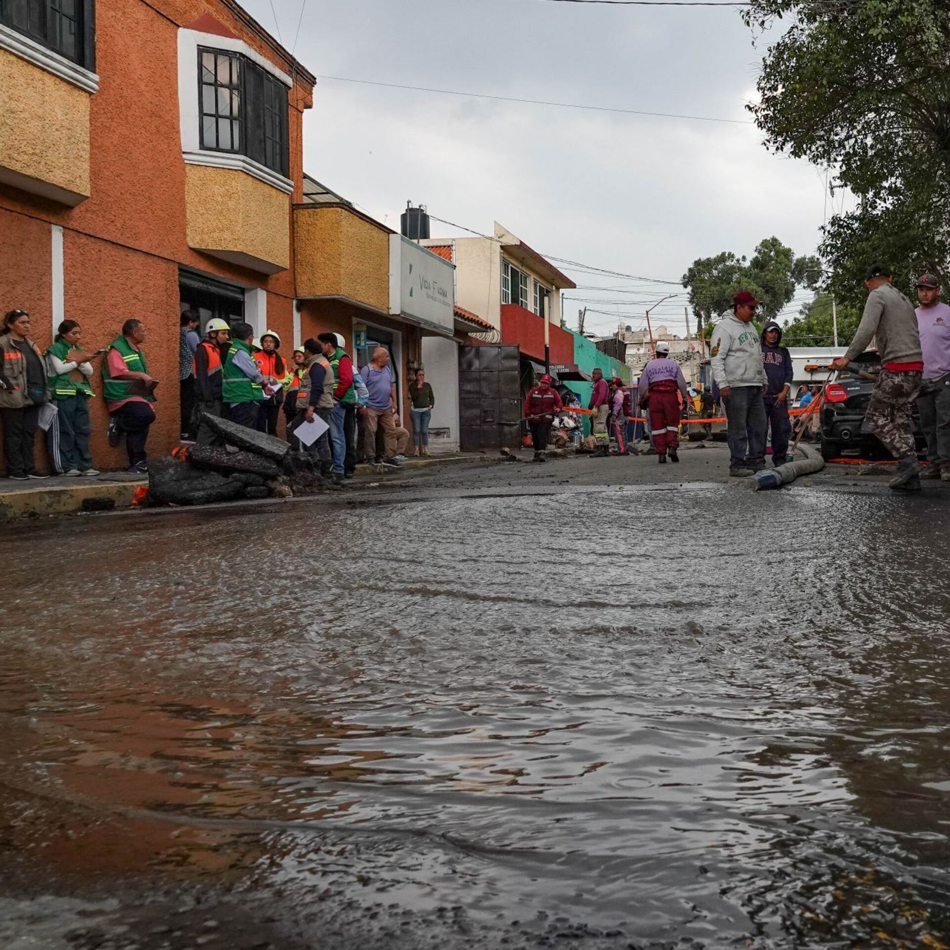 Alcaldía Iztapalapa informa que reparación de fuga tardará 36 horas