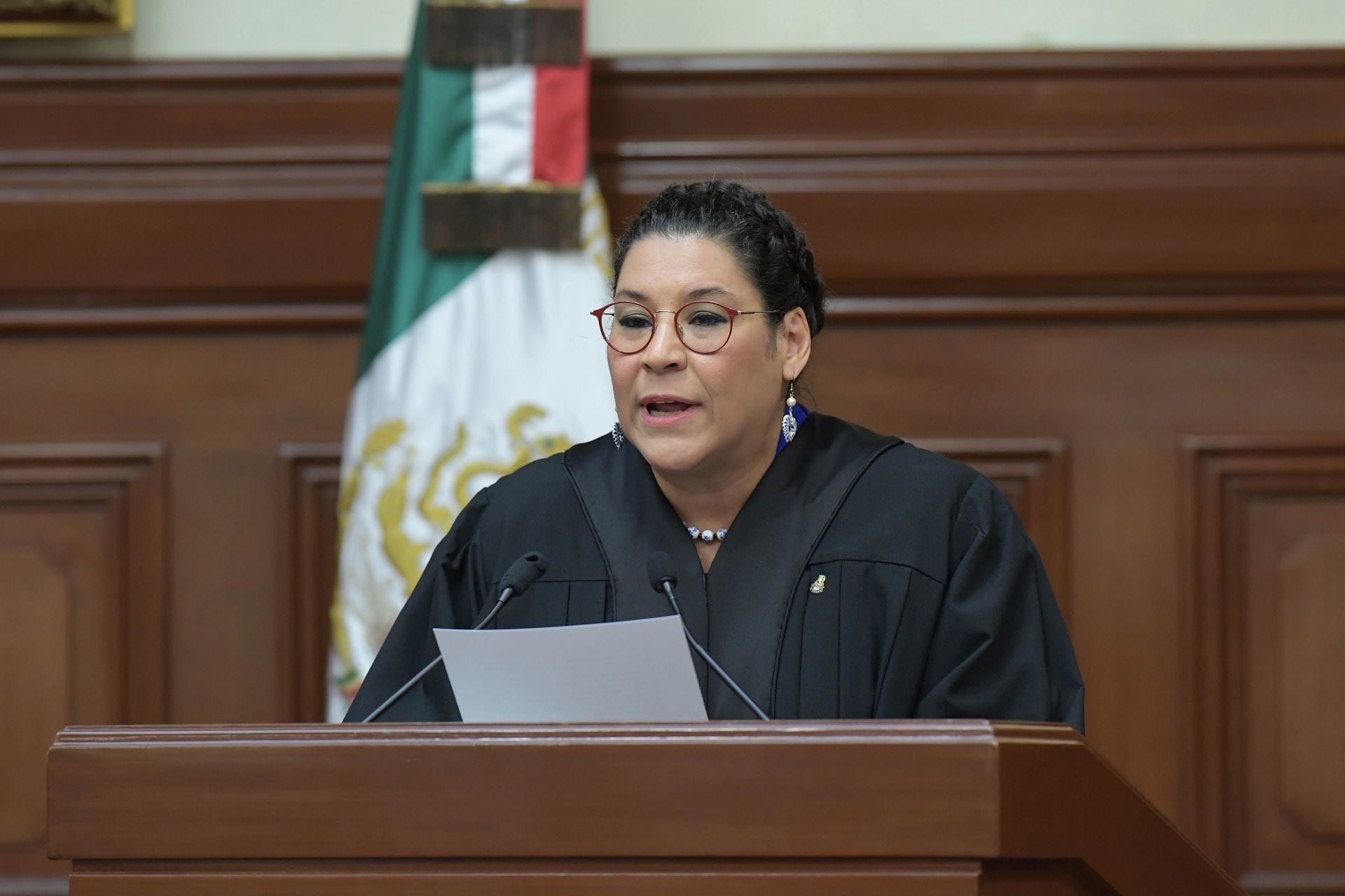 Lenia Batres causa polémica por mensaje sobre el nepotismo en el Poder Judicial