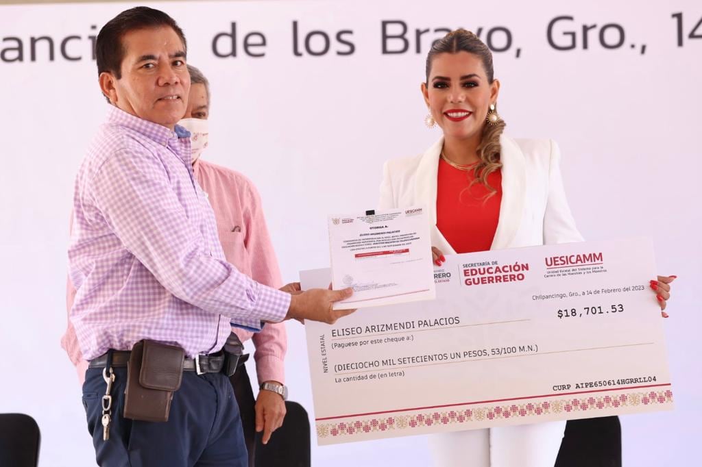 Evelyn Salgado