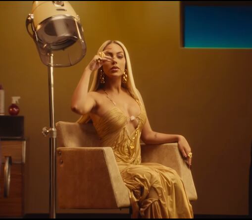 Galilea Montijo hace tendencia el  ‘vestido mojado’ y Georgina Rodríguez copia el look