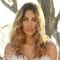 Anahí ni se preocupa por su traición a los RBD y mejor saca línea de labiales