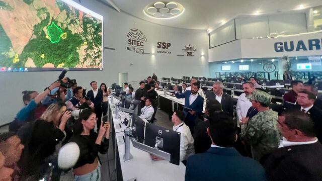 Alfredo Ramírez Bedolla con Departamento de Agricultura de EU