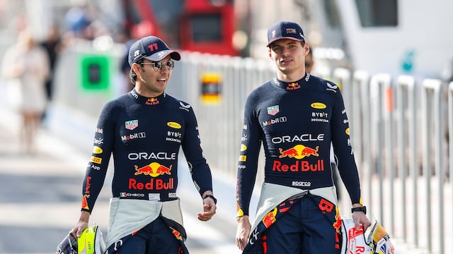 Al borde de las lágrimas, Max Verstappen habla de la salida de Checo Pérez de Red Bull