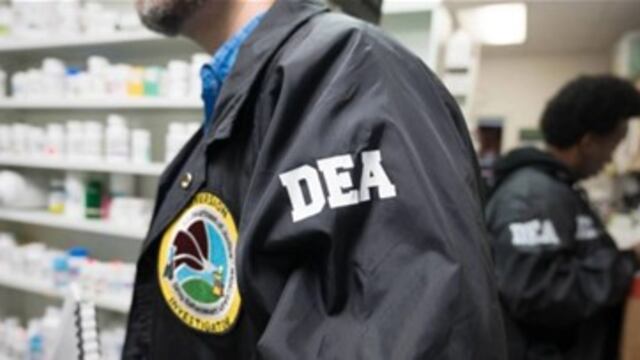 Retraso de visas para agentes de la DEA