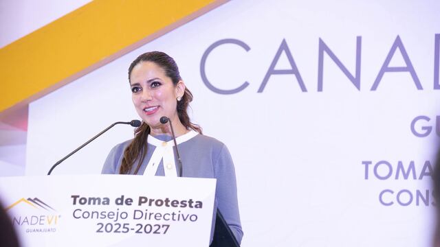 Libia Dennise García toma protesta al Consejo Directivo de CANADEVI Guanajuato