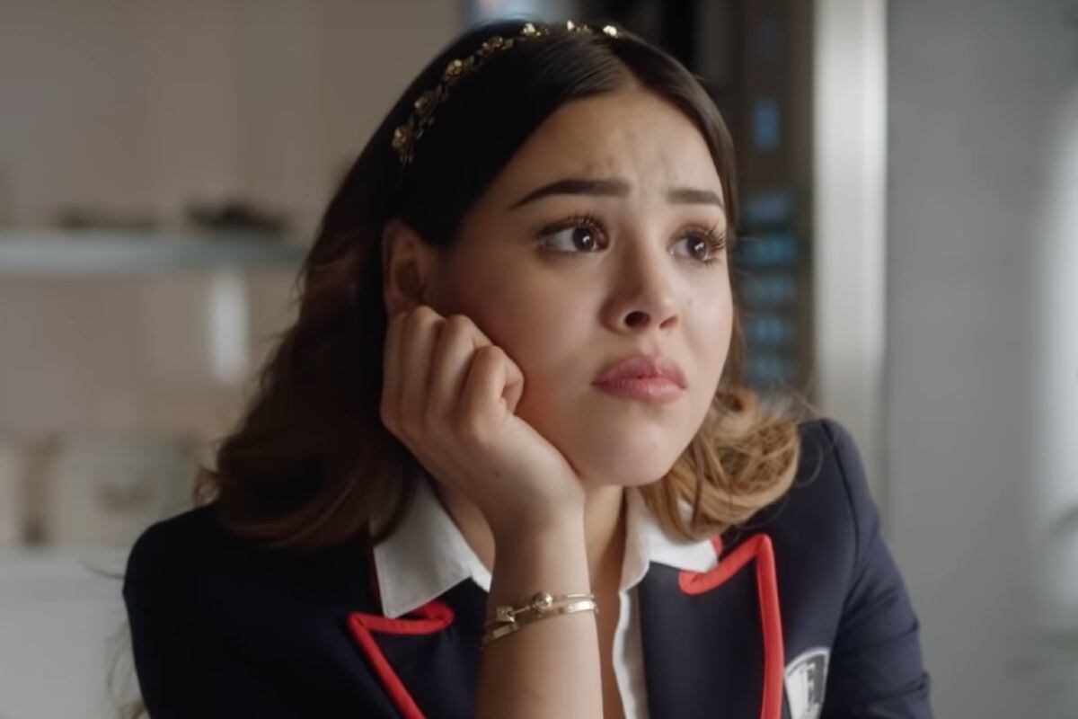Danna Paola en Élite