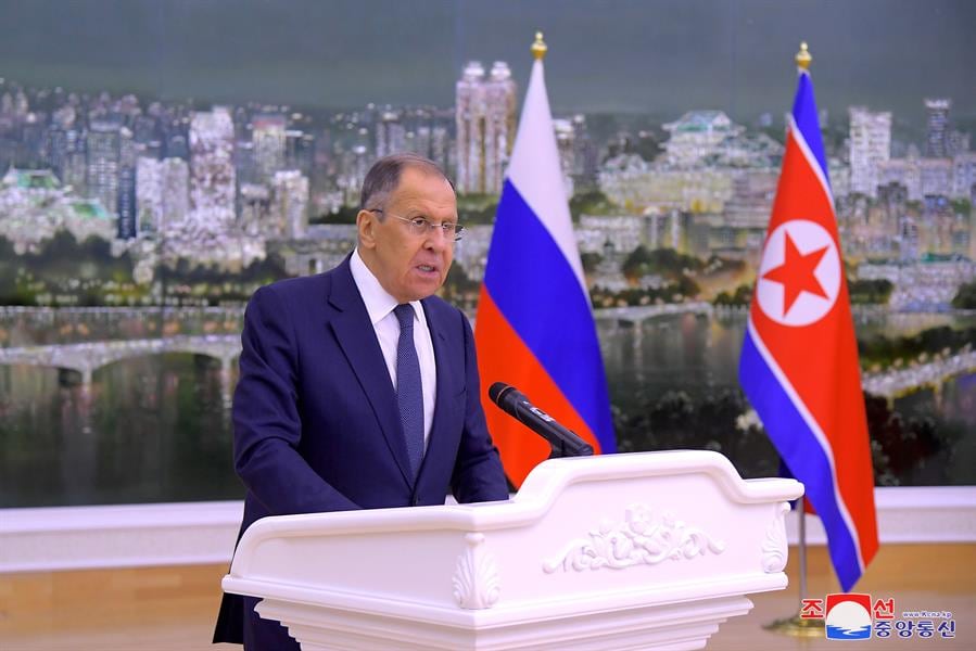 Serguéi Lavrov destaca relaciones con Corea del Norte