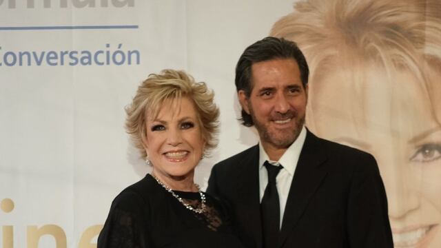 Maxine Woodside y su hijo Alejandro Iriarte Woodside.