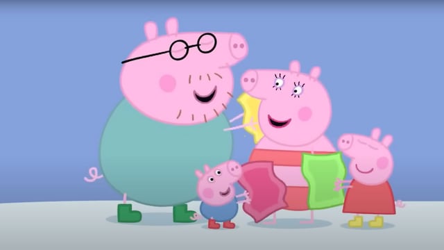 Peppa Pig disfruta de la playa nevada