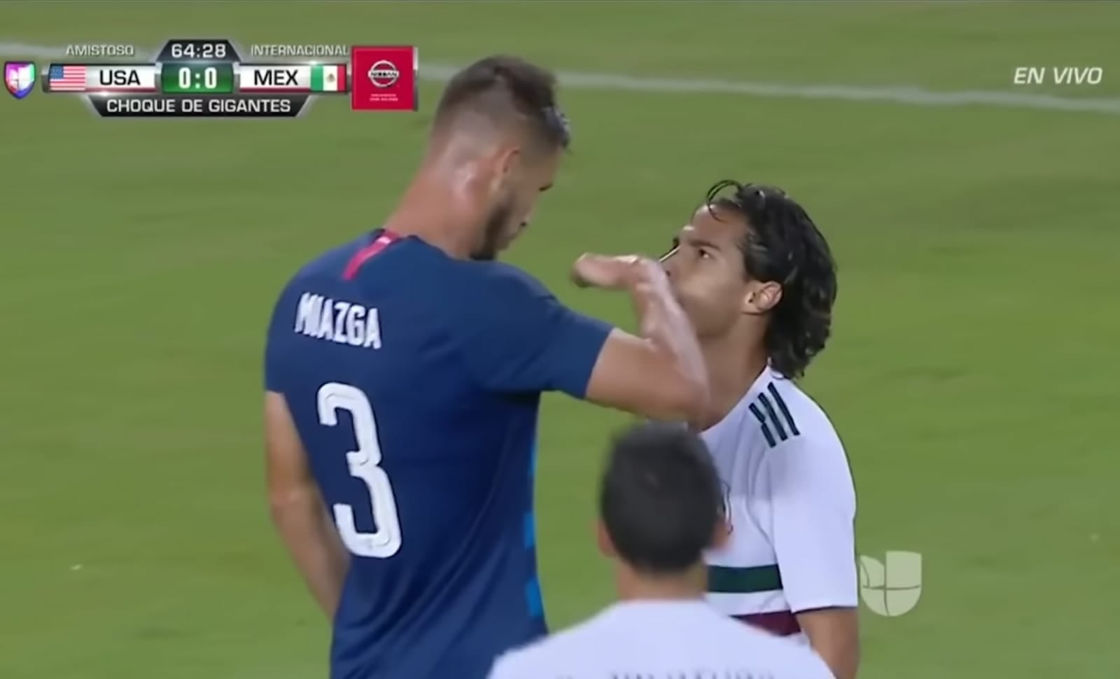 Diego Lainez vs Miazga