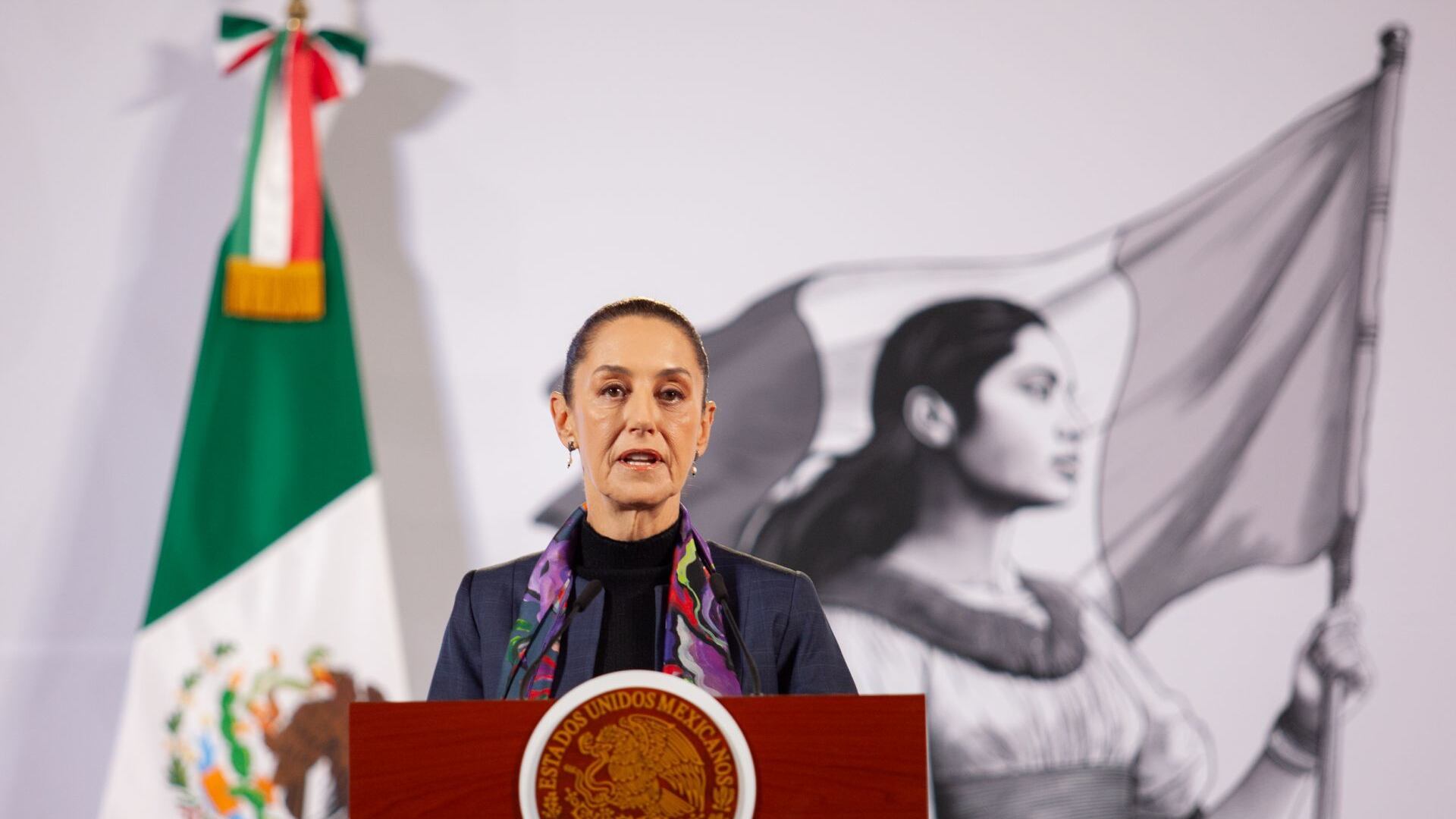 Claudia Sheinbaum no considera a Carlos Salinas de Gortari como presidente de México por este robo