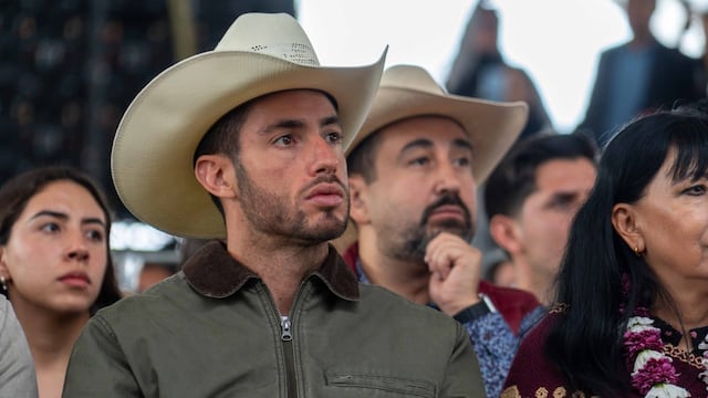 Pepe Couttolenc respalda gestión de Delfina Gómez tras sus informes regionales.