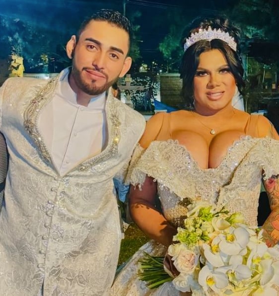 Boda de Kimberly La Más Preciosa y Oscar Barajas