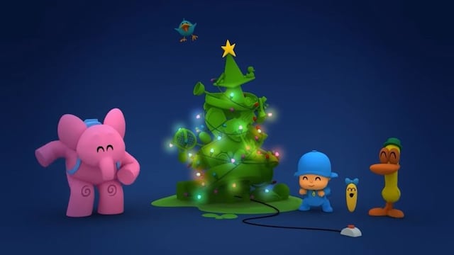 Pocoyó pone el árbol de Navidad
