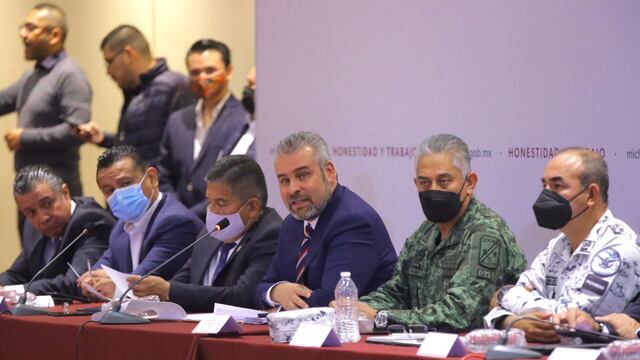 Alfredo Ramírez Bedolla en reunión para lograr acuerdo de seguridad