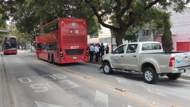 Choque de Metrobús en colonia Peralvillo
