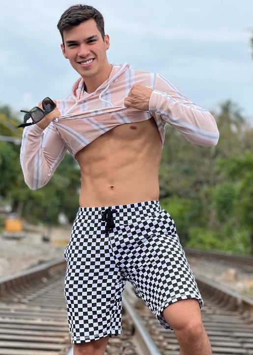 Brandon Castañeda