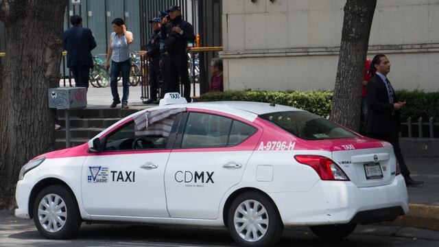 Los taxistas se manifestarán desde las 5:00 horas.