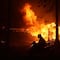 Incendios en Los Ángeles, California, hoy 8 de enero 2025: 5 muertos, Critics Choice Awards, playoffs NFL, declaratoria de emergencia y más