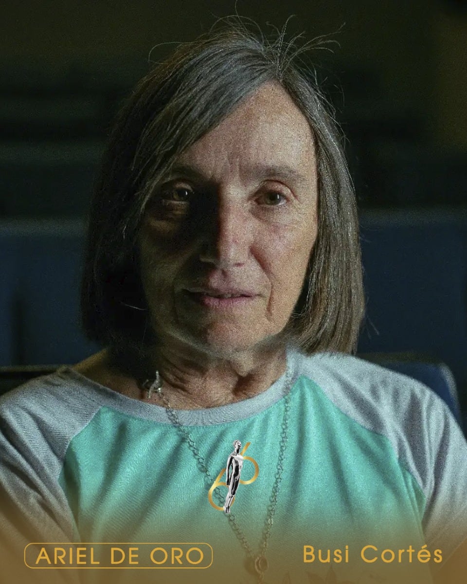 Busi Cortés recibe el Ariel de Oro