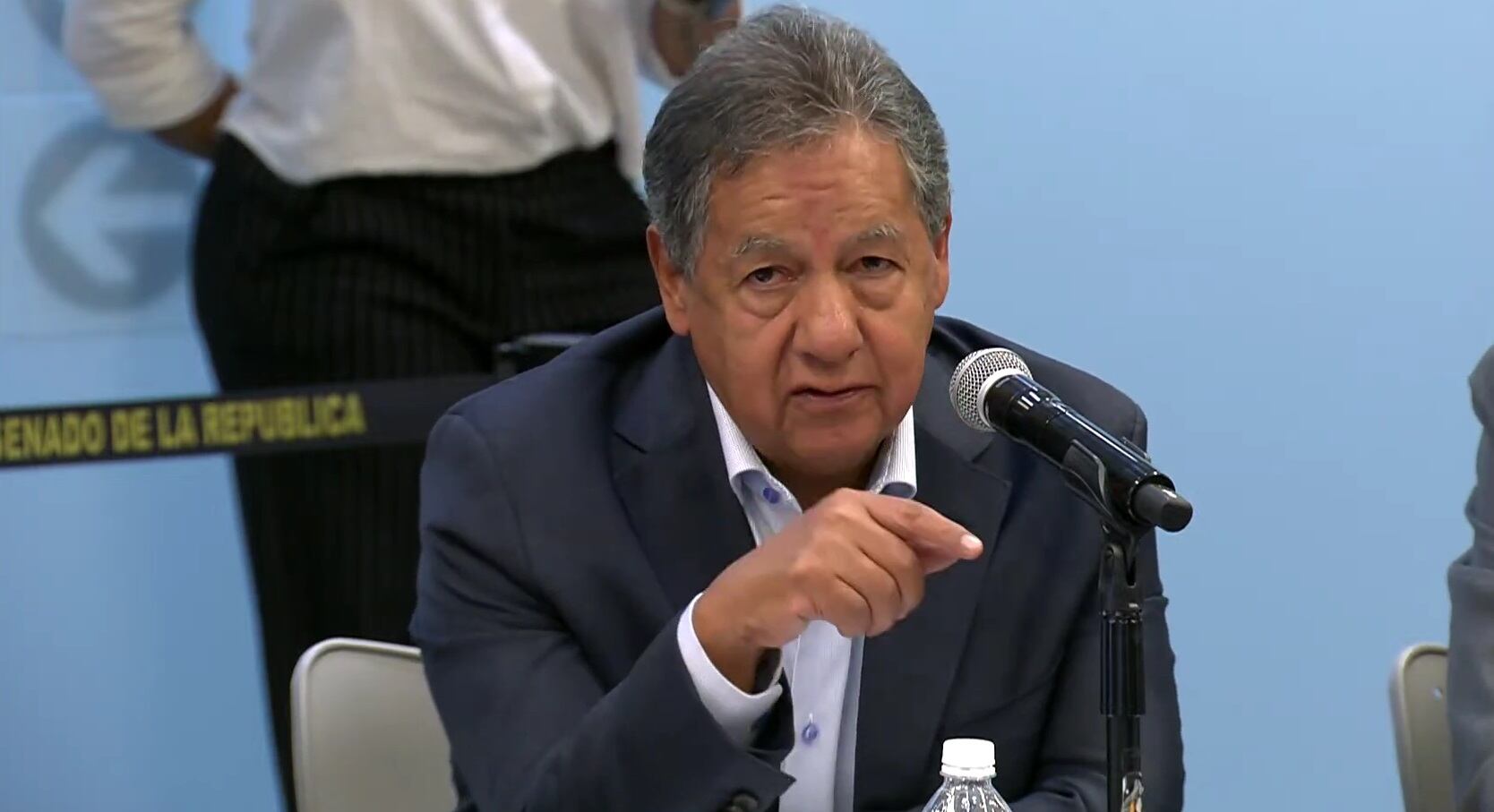 Higinio Martínez, de Morena, se alejó del discurso del partido sobre la violencia