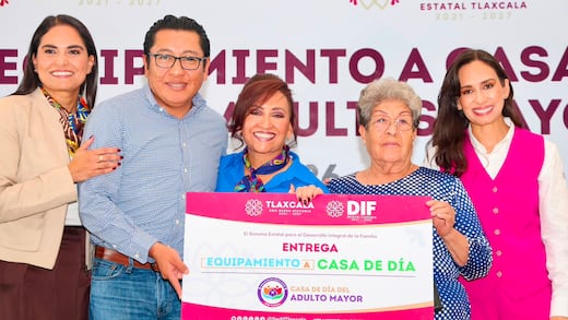Lorena Cuéllar entrega equipamiento a 17 Casas de Día para adultos mayores en Tlaxcala
