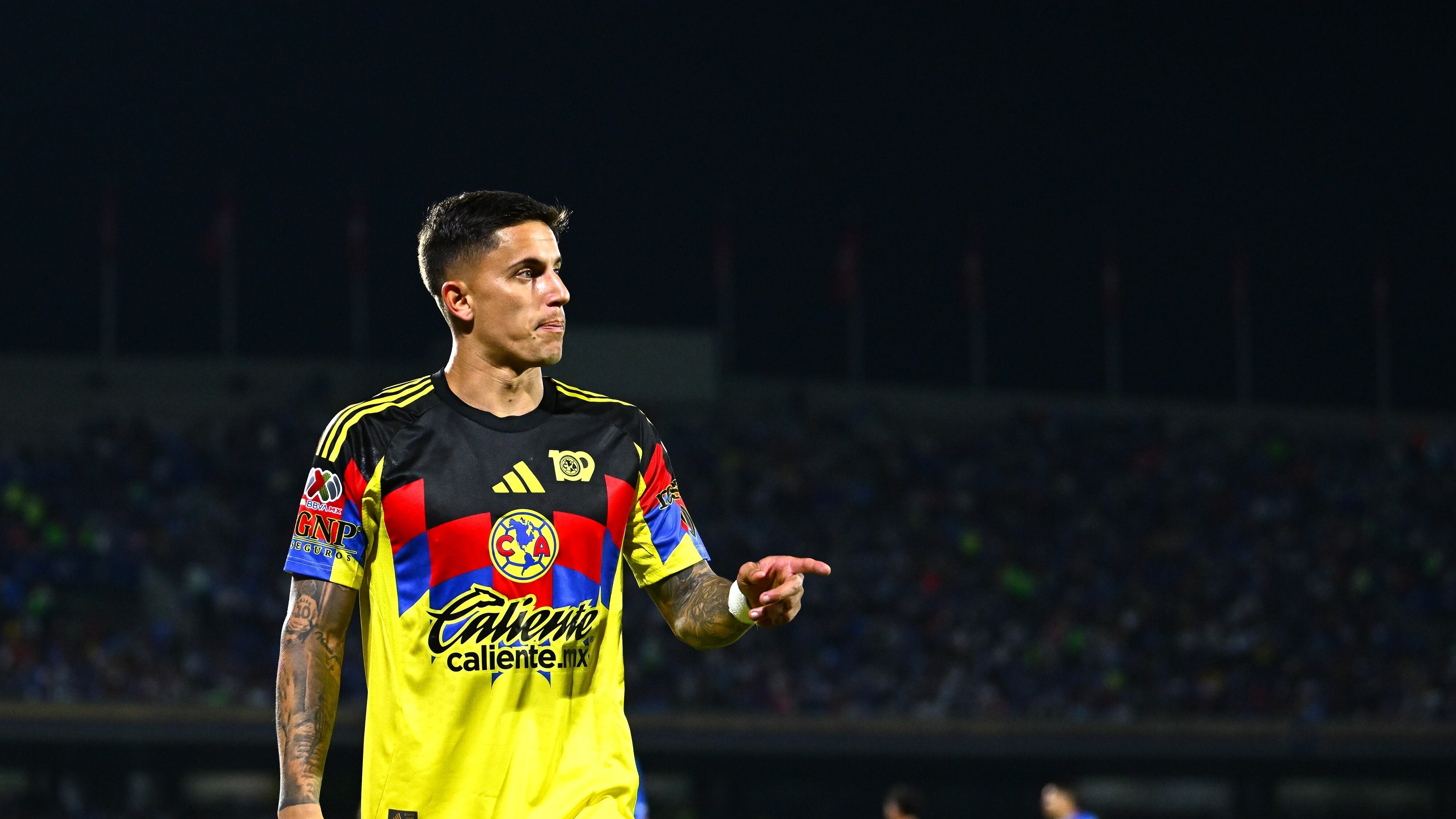 ¿Por fin ya firmó? Revelan si Brian Rodríguez renovó contrato con América; seguiría la novela en Coapa