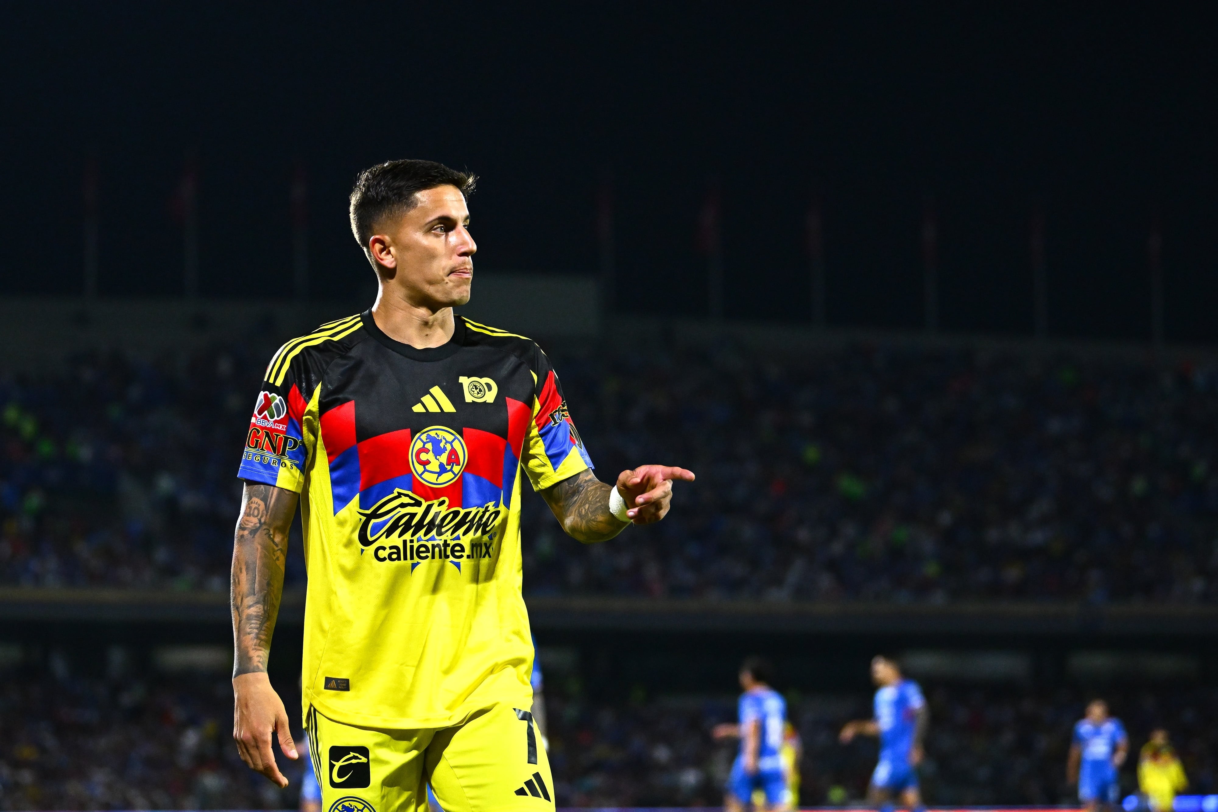 ¿Por fin ya firmó? Revelan si Brian Rodríguez renovó contrato con América; seguiría la novela en Coapa