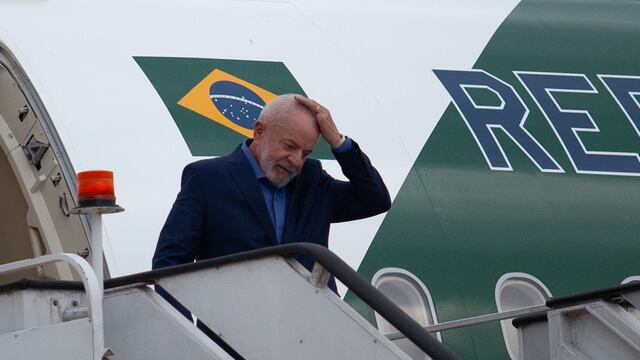 Lula da Silva tuvo que regresar a México: Su avión presentó un problema técnico