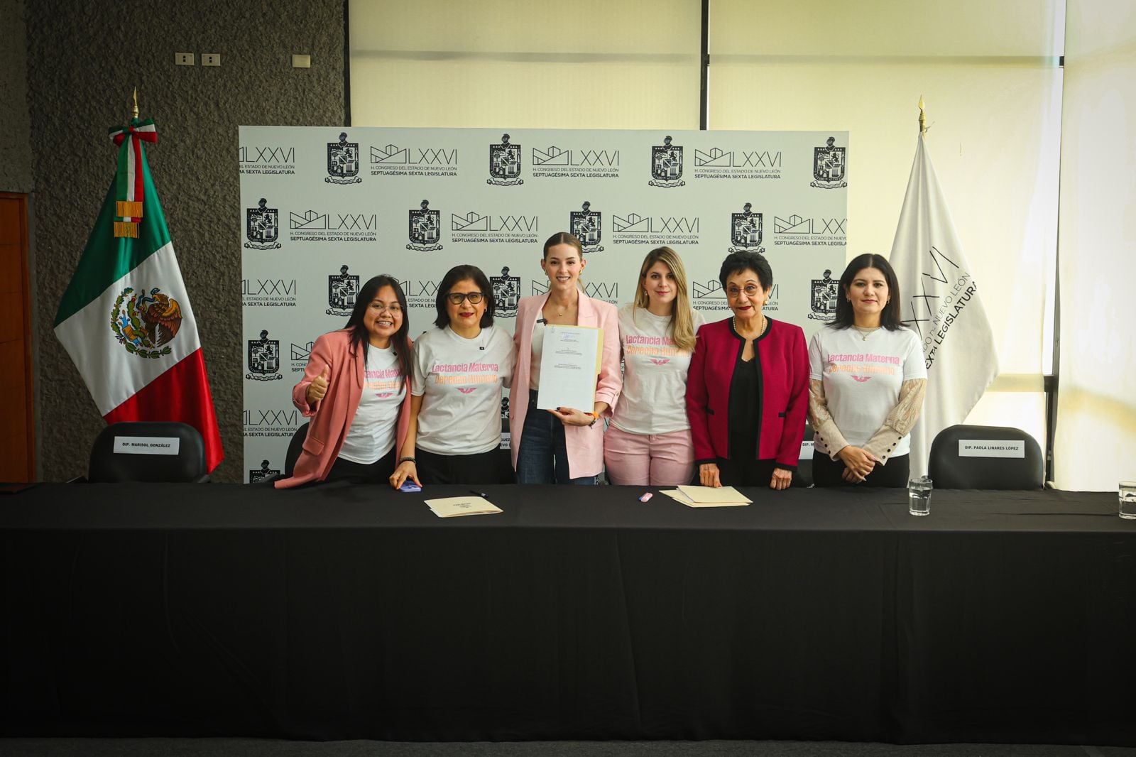 Mariana Rodríguez entrega iniciativa a favor de la lactancia materna