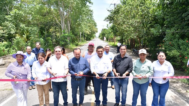 Tabasco destina mil millones de pesos a caminos en 2026