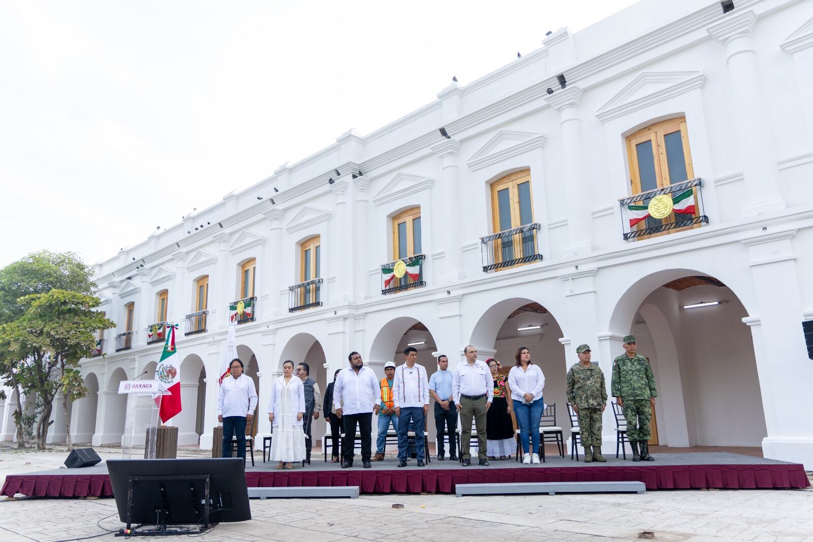 Salomón Jara detalla reconstrucción de Oaxaca