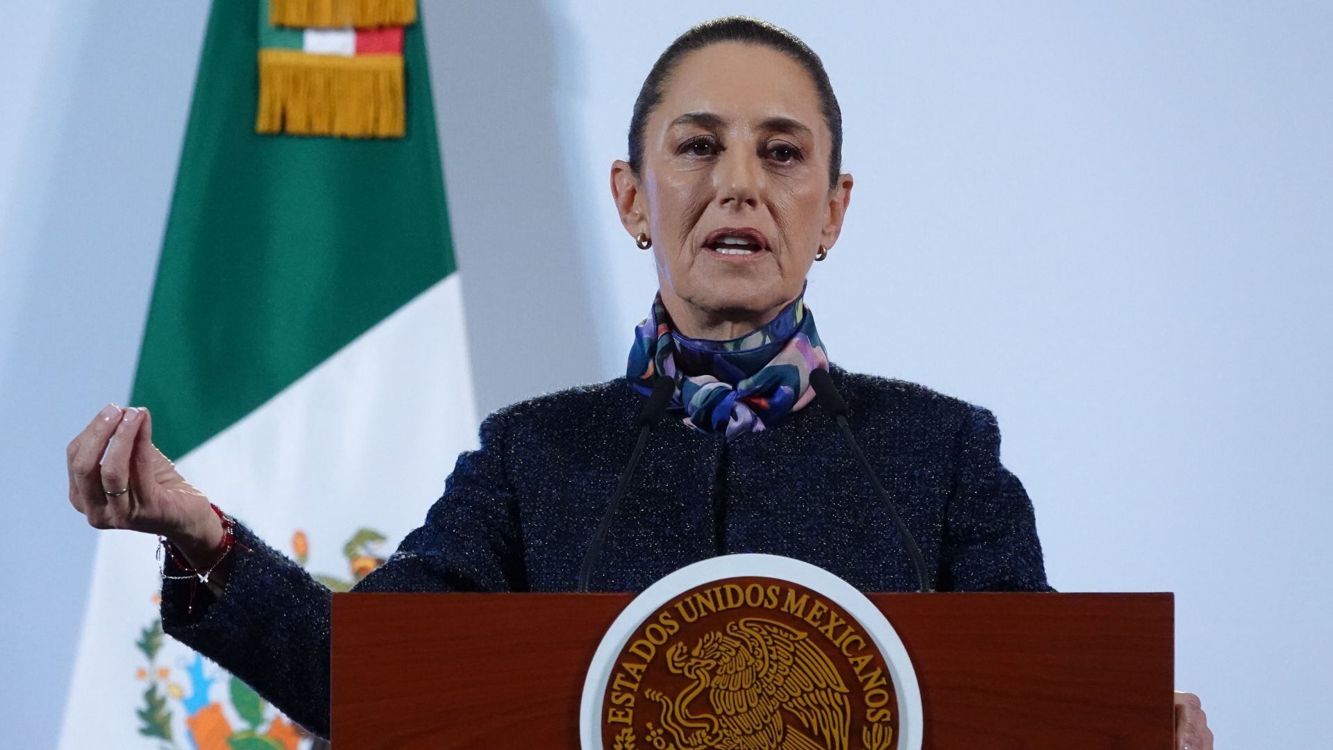 ClaudiaMetrics 5 de diciembre: Federico Arreola crítica a Carlos Salinas de Gortari y reitera aprobación de Claudia Sheinbaum