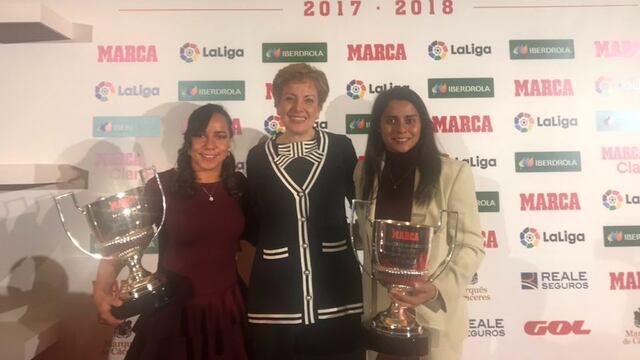 Los mexicanas recibieron el premio de manos de la embajadora de nuestro país en España