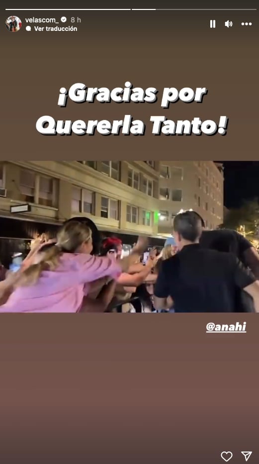 Manuel Velasco agradece el apoyo a Anahí en el primer concierto de RBD.