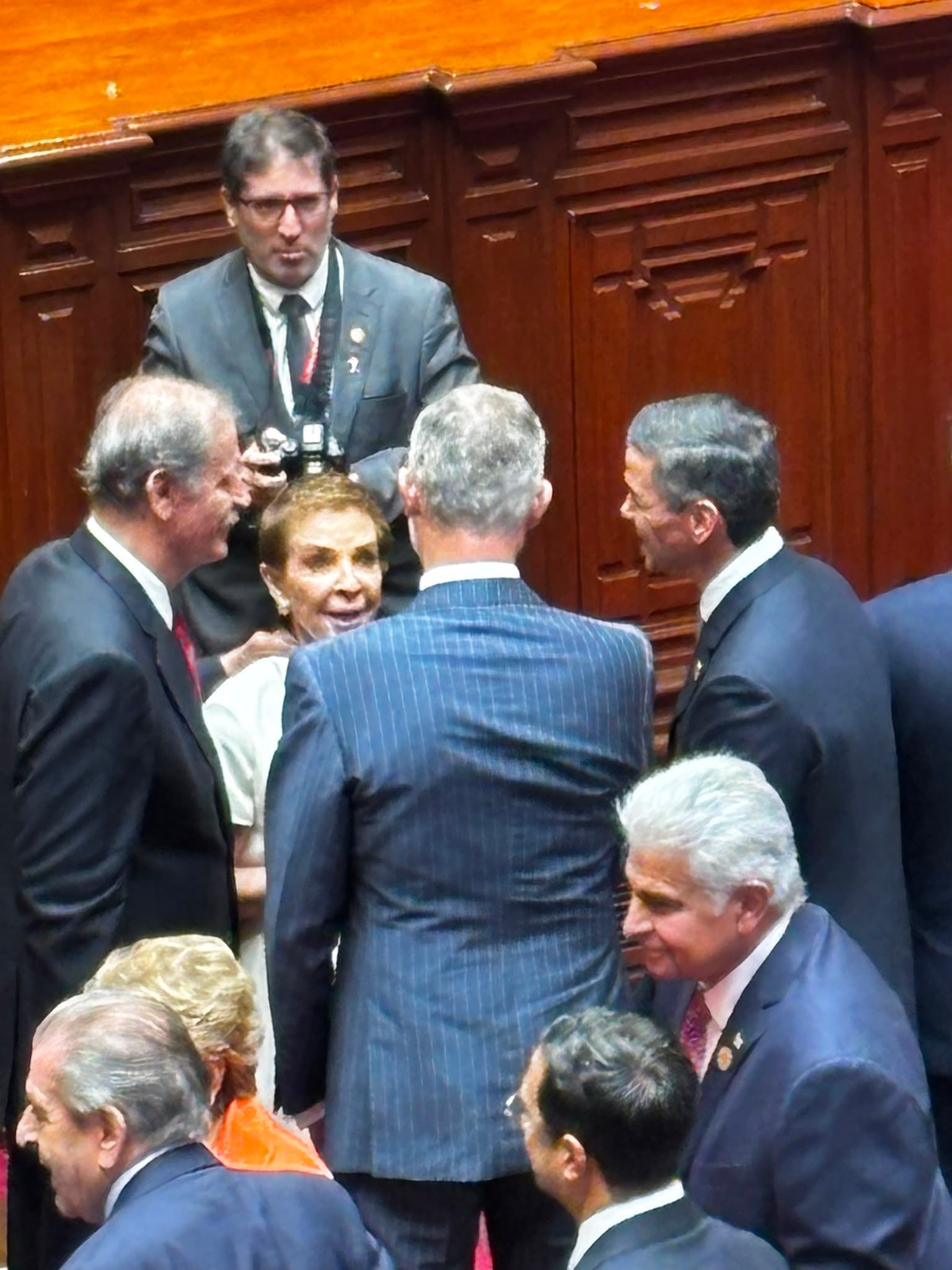 Vicente Fox saludó al rey Felipe VI de España