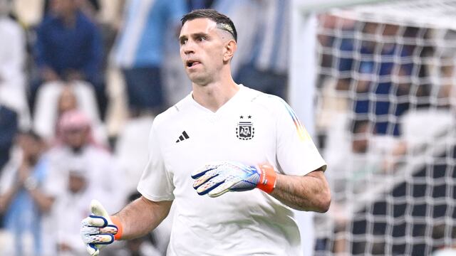 Dibu Martínez con Argentina.