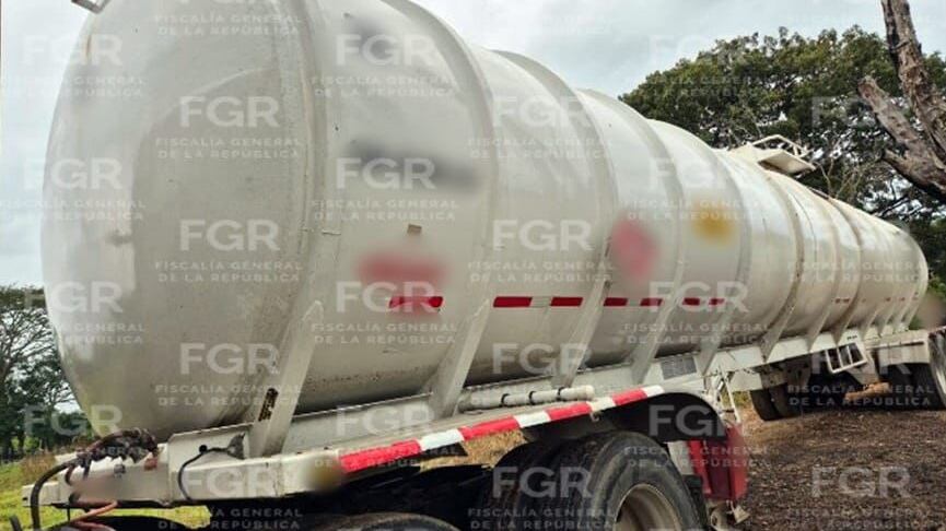 FGR asegura 36 mil litros de hidrocarburo en Tabasco tras operativo federal