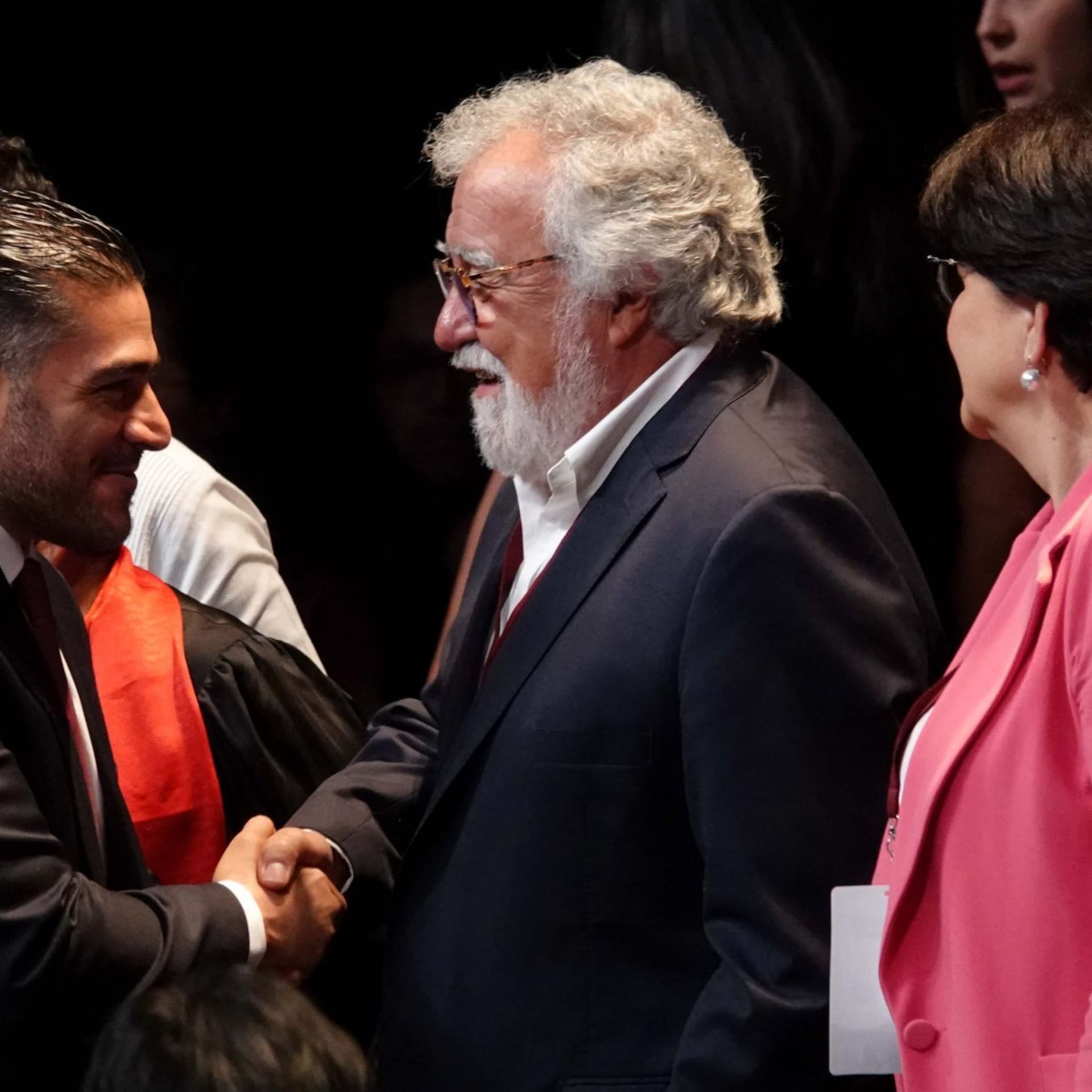 Alejandro Encinas: otra pieza de la gran familia de poder