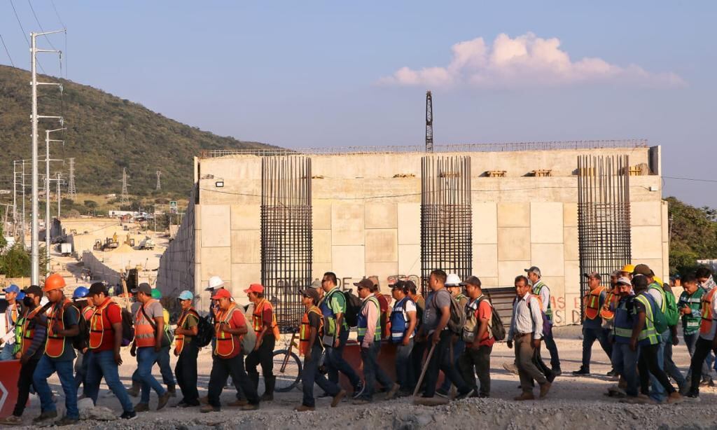 Normalistas liberan Doble Paso Desnivel con acuerdo con el gobierno de Chiapas