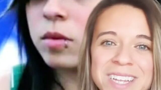 Maestra revela su pasado ‘emo’