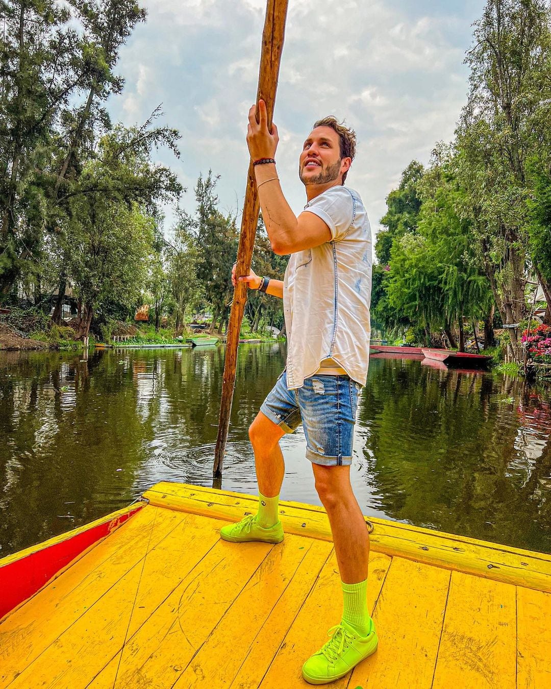 JuanPa Serrano, influencer y novio de Apio Quijano.