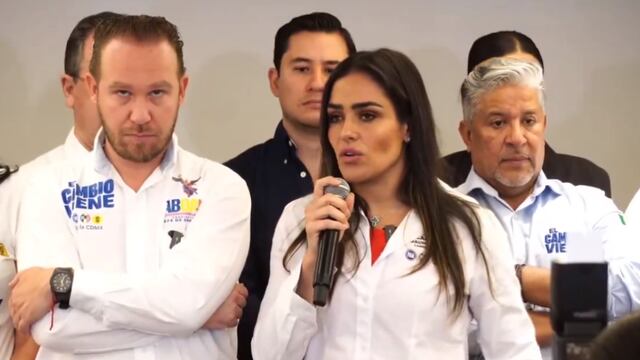 Conferencia de prensa de Alessandra Rojo de la Vega